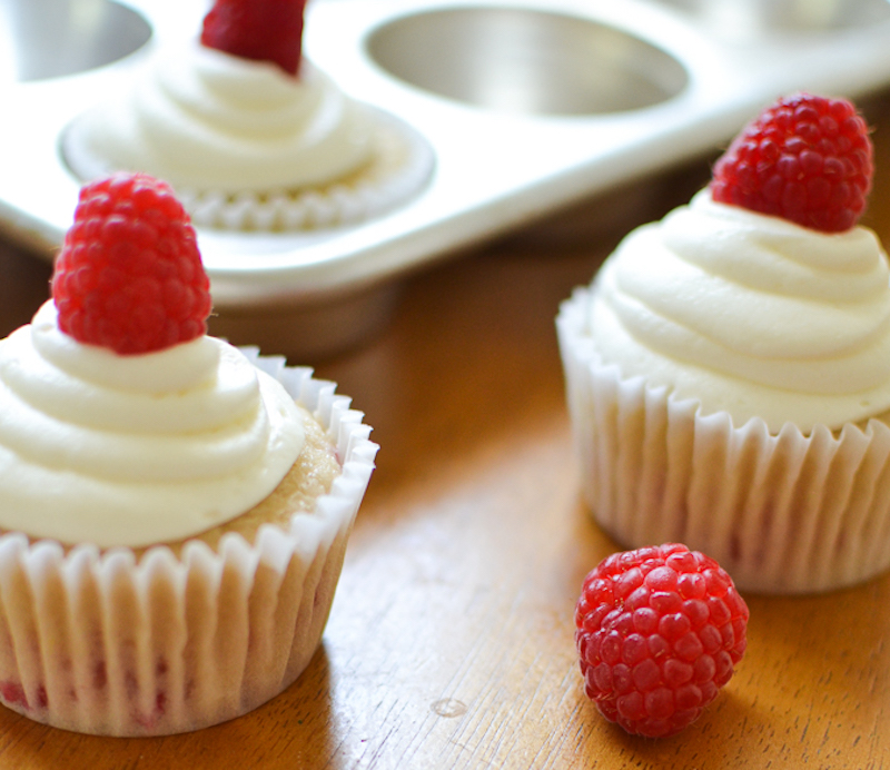 raspberry cupcakes