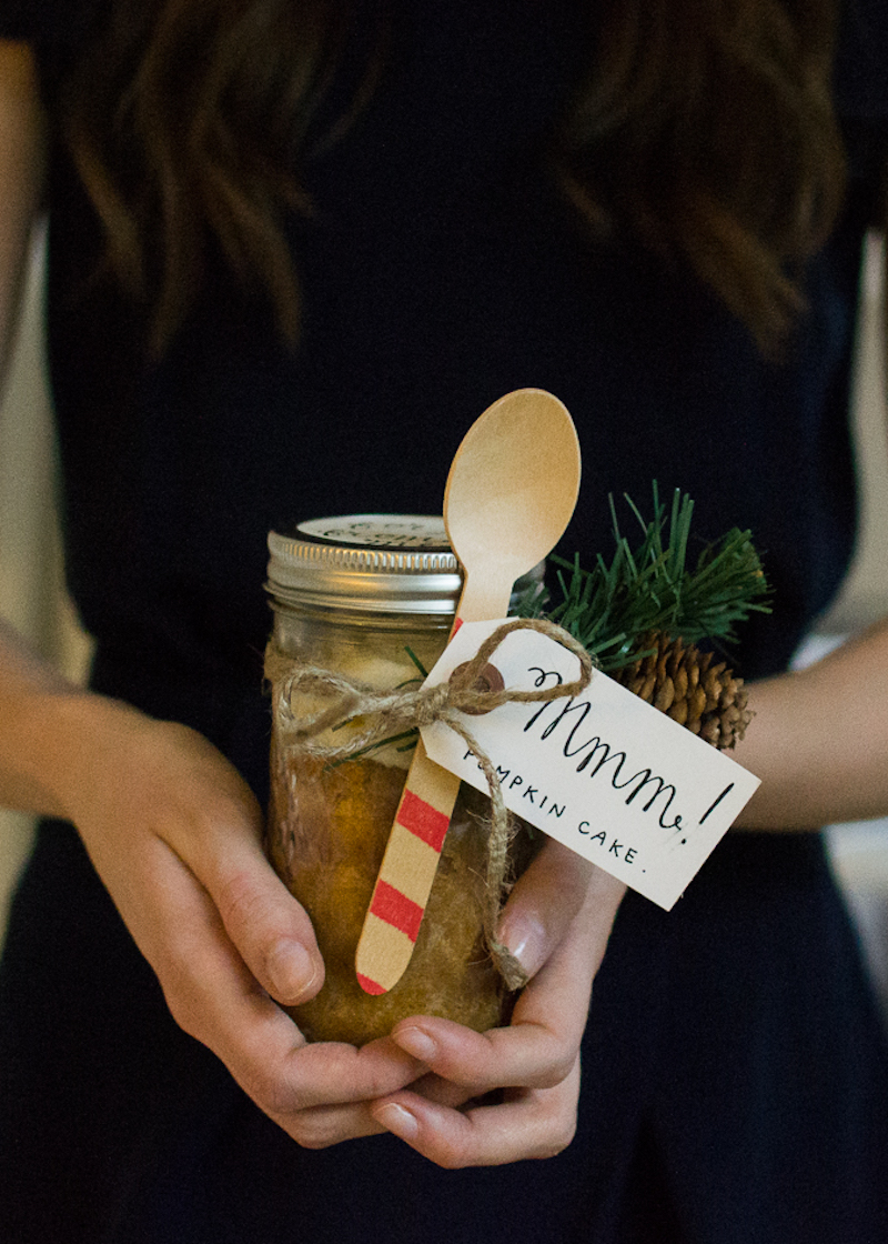 mason jar pumpkin cakes