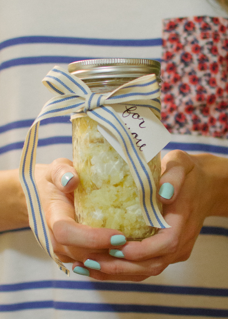 cake in a jar