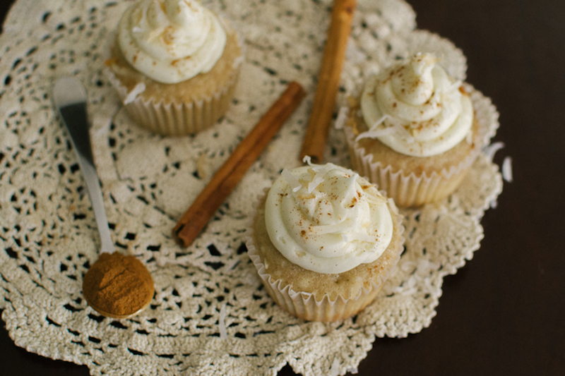 cinnamon coconut cupcakes