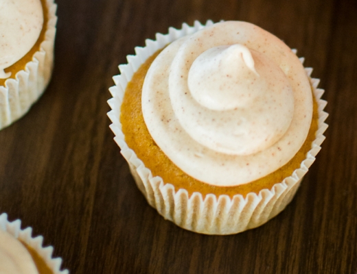 cinnamon frosting