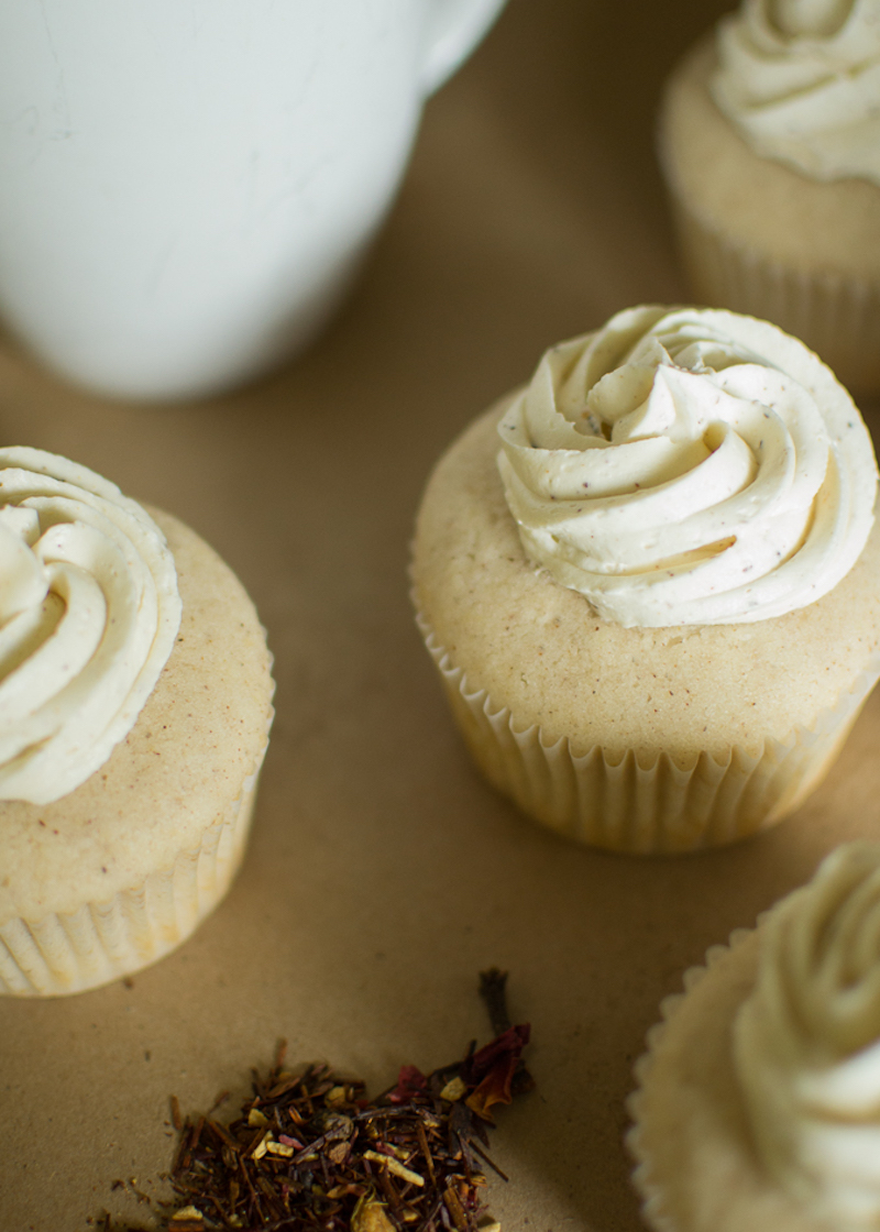 white chocolate chai cupcakes