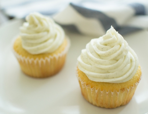 vanilla bean frosting