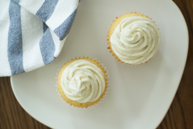 vanilla bean frosting