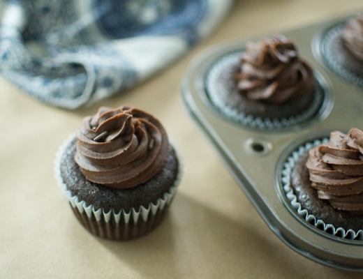 vegan chocolate cupcakes