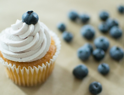 blueberry frosting