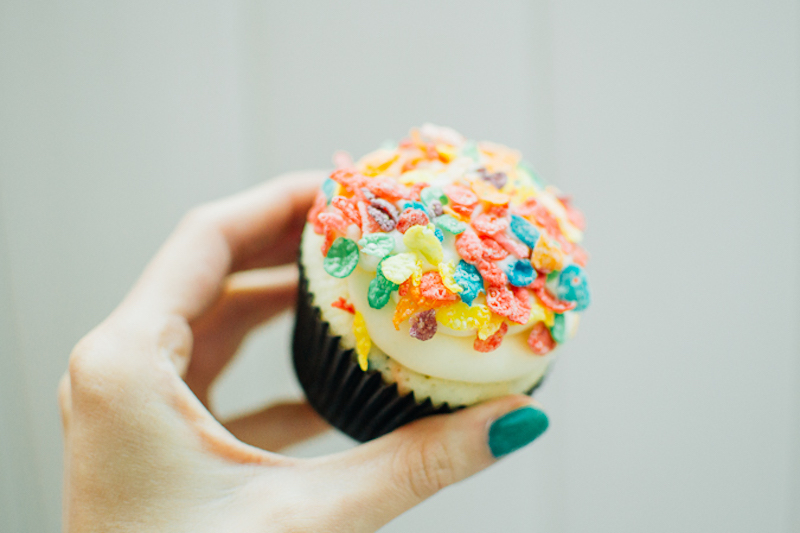 fruity pebbles cupcakes