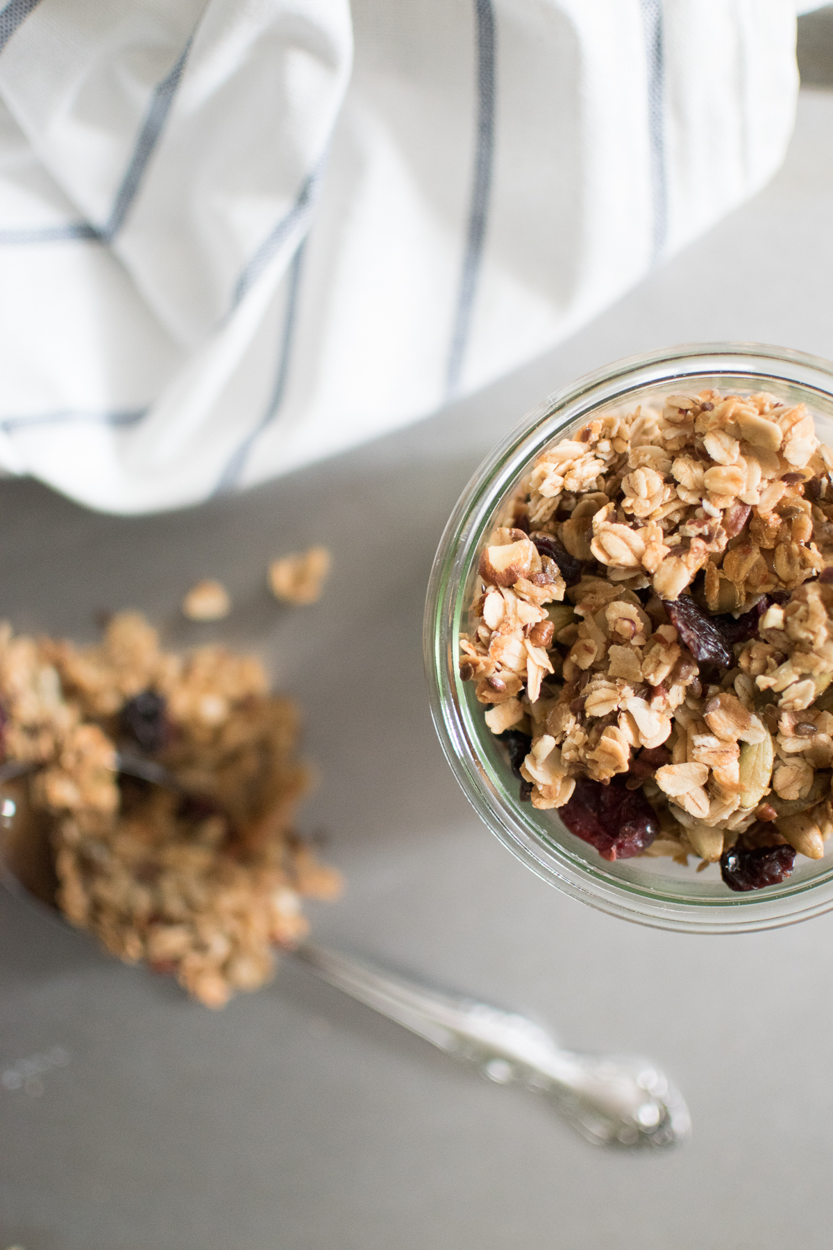 chunky homemade granola