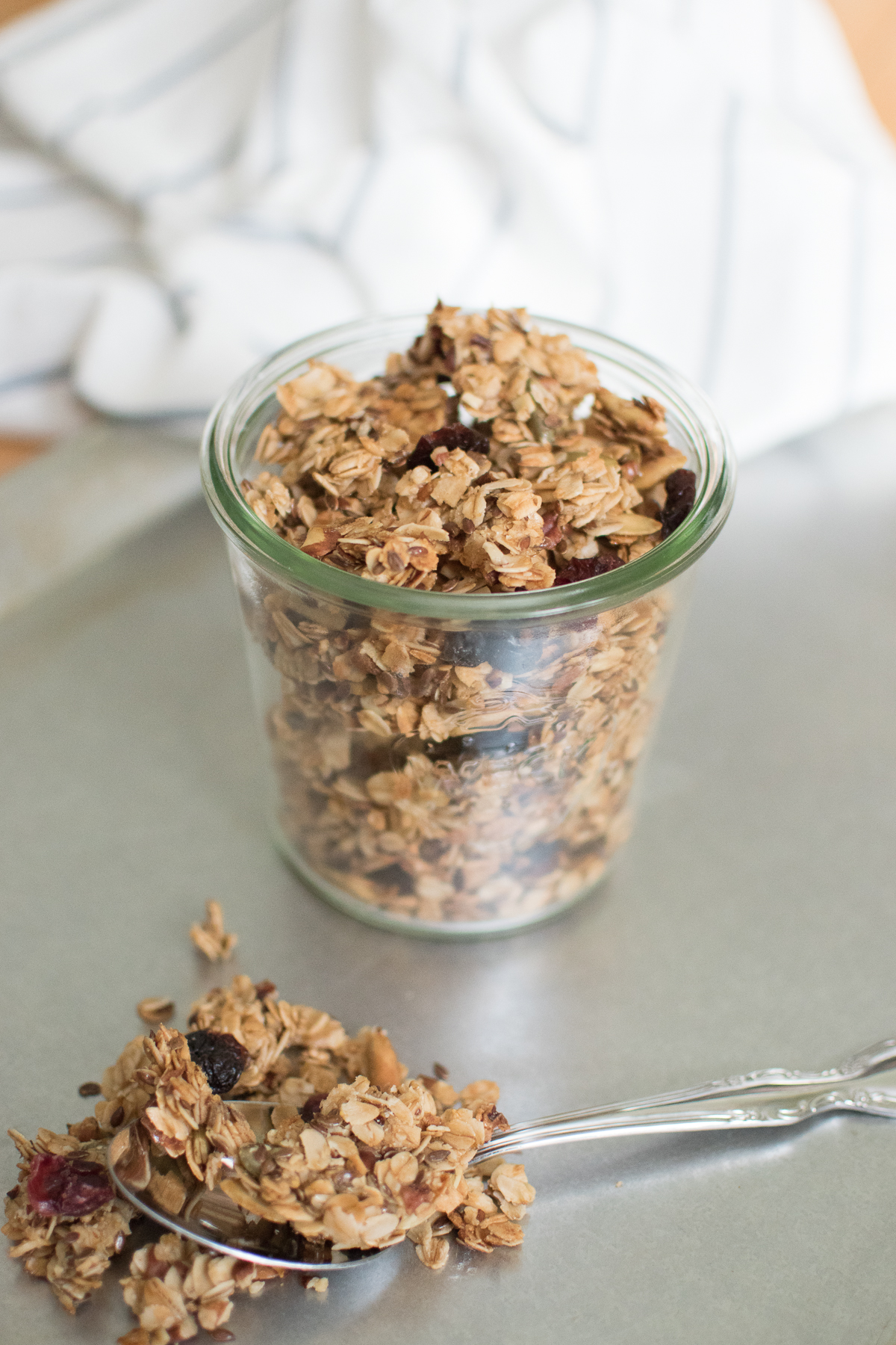 chunky homemade granola